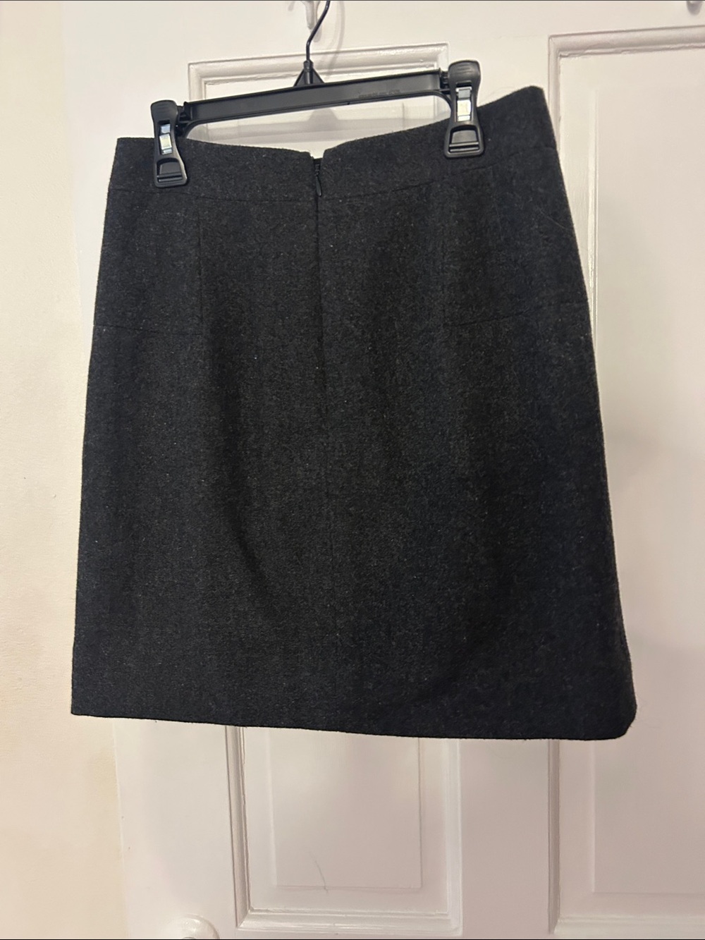 J. Crew Classic Dark Gray Women’s Wool Blend Skirt - Picture 3 of 9